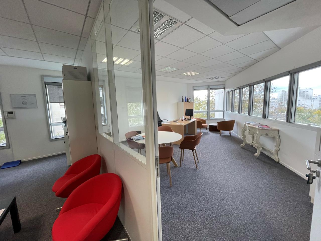 Bureau Charenton-le-Pont 1192m² Location bureau Charenton-le-Pont Val-de-Marne OLBUR2207006 0